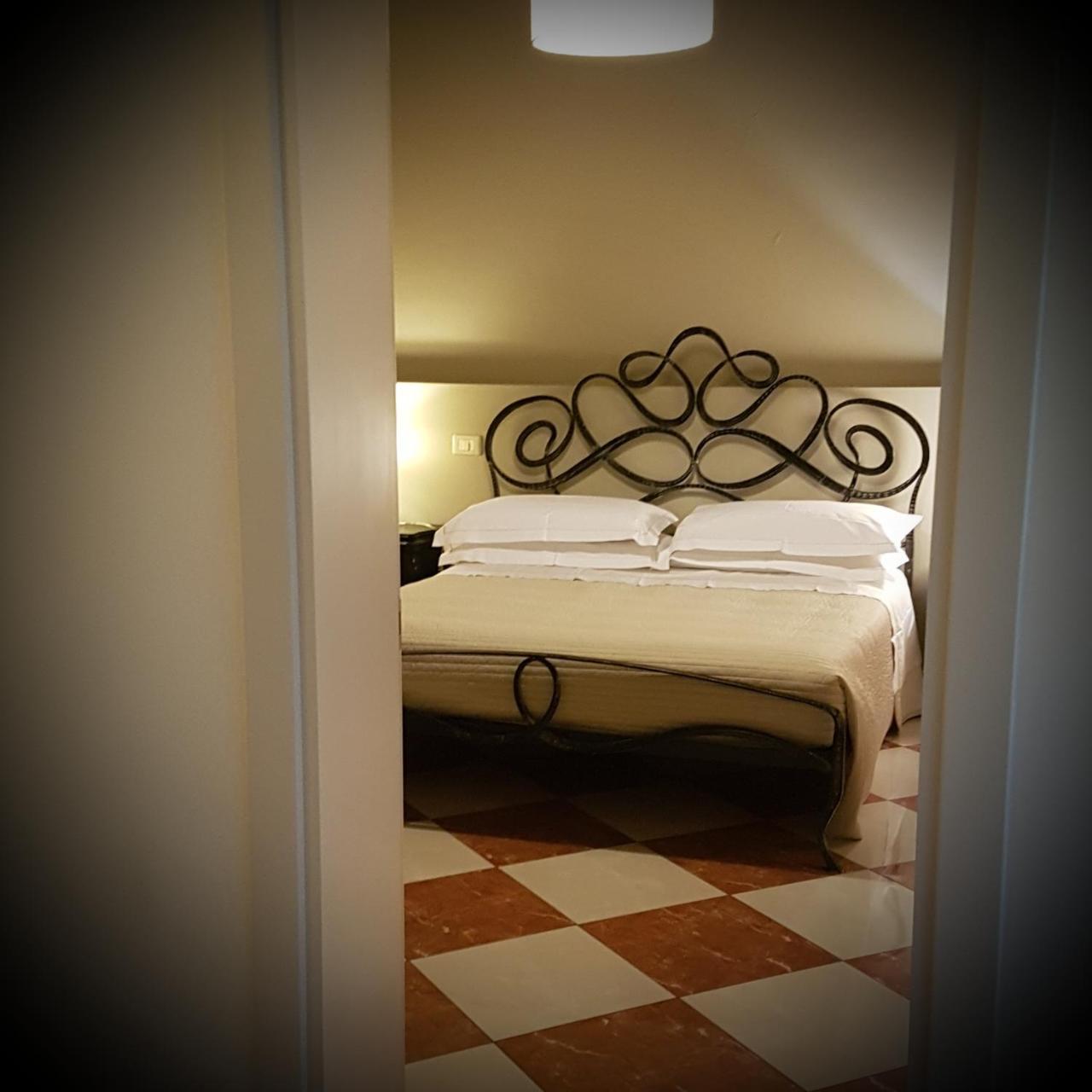 La Corte Dei Sogni B&B Modena Exterior photo